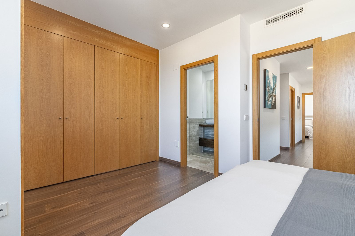 Huis te koop in Manilva | 4 slaapkamers H5287867