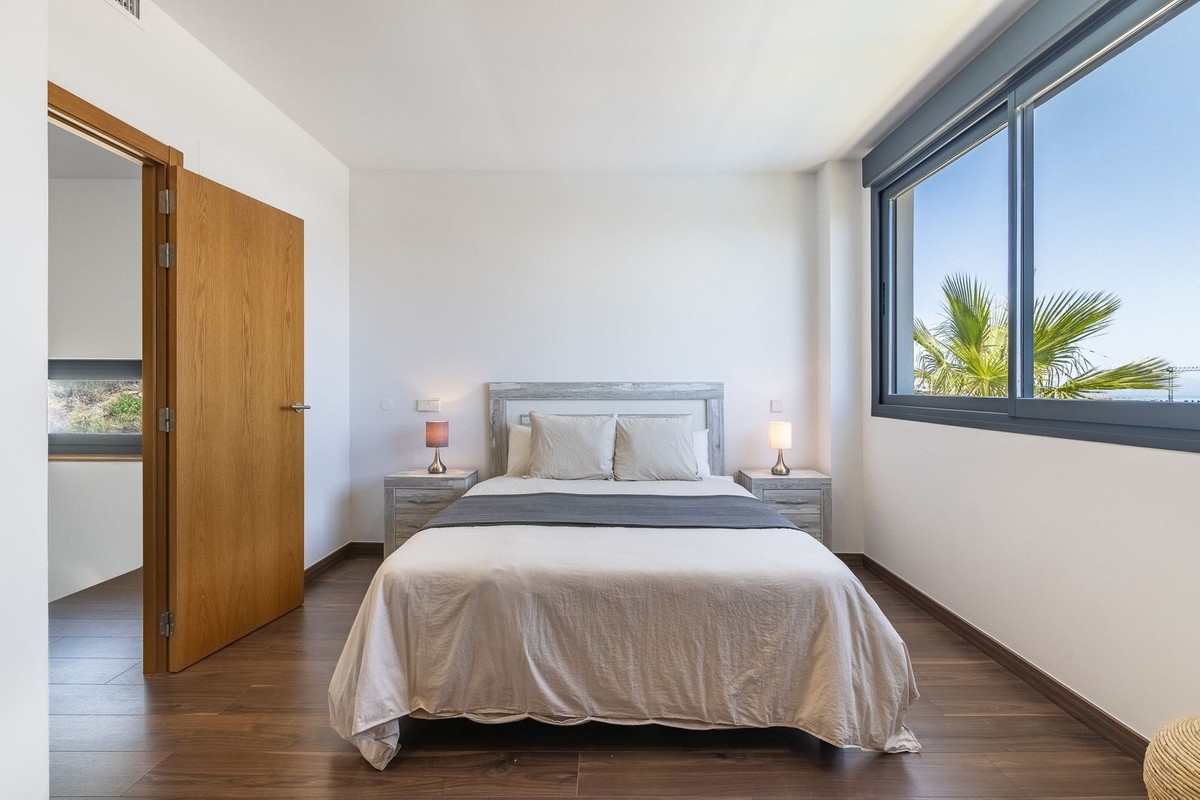 Huis te koop in Manilva | 4 slaapkamers H5287867