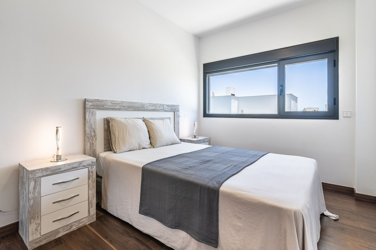 Huis te koop in Manilva | 4 slaapkamers H5287867