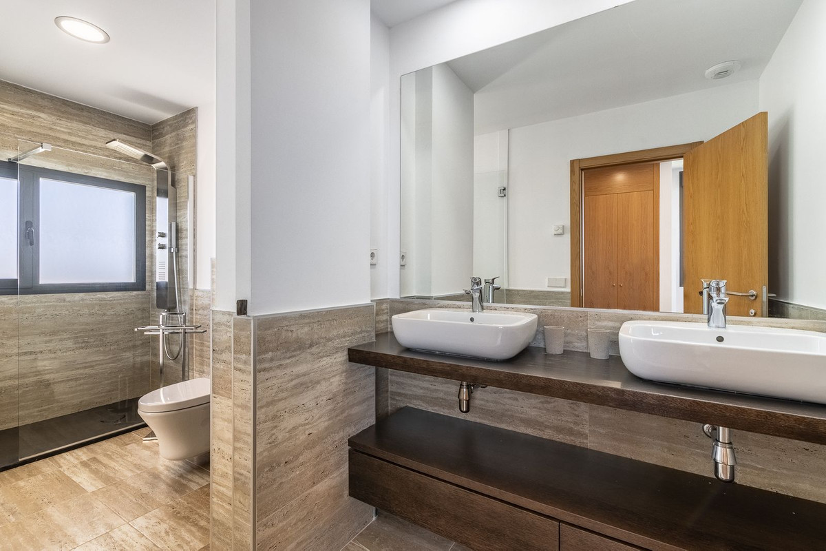 Huis te koop in Manilva | 4 slaapkamers H5287867