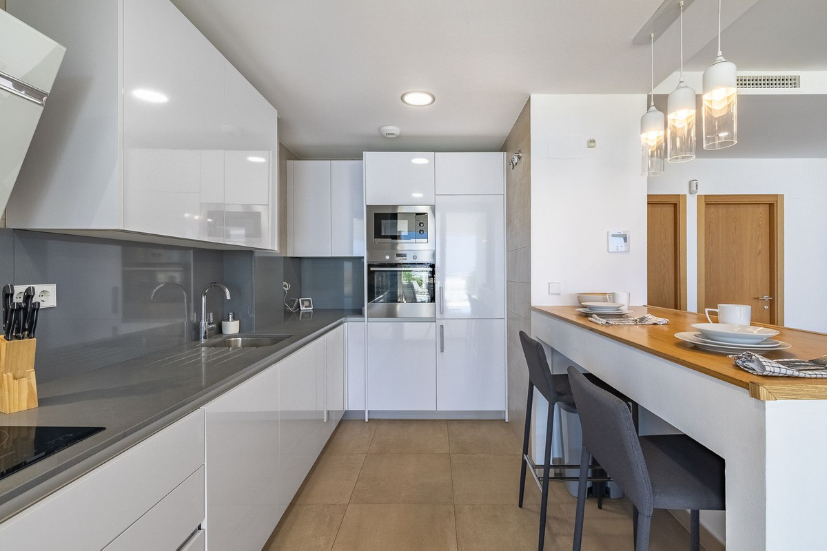 Huis te koop in Manilva | 4 slaapkamers H5287867