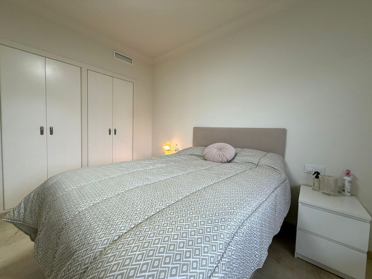 Appartement te koop in Manilva | 2 slaapkamers H5294845