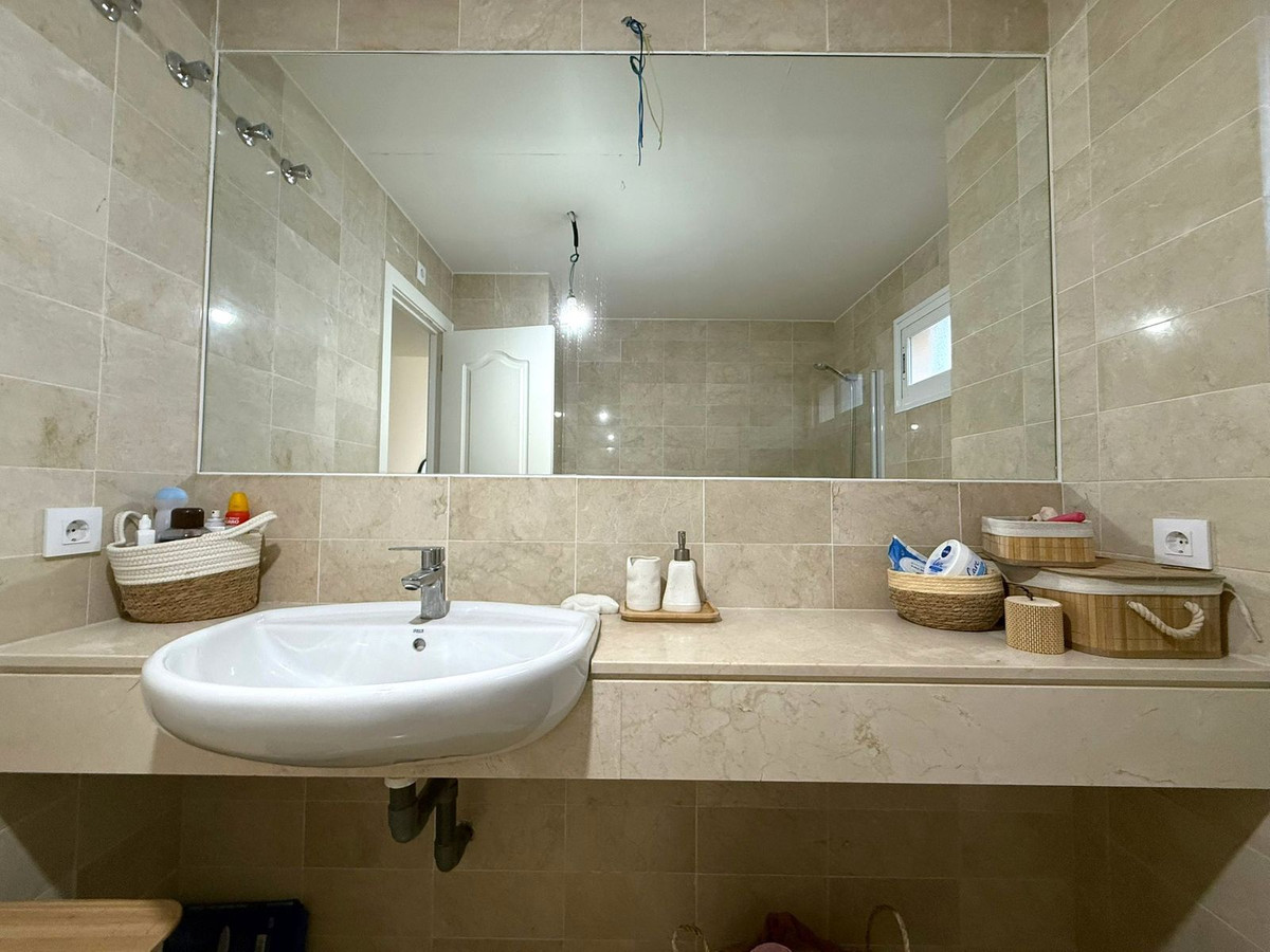 Appartement te koop in Manilva | 2 slaapkamers H5294845