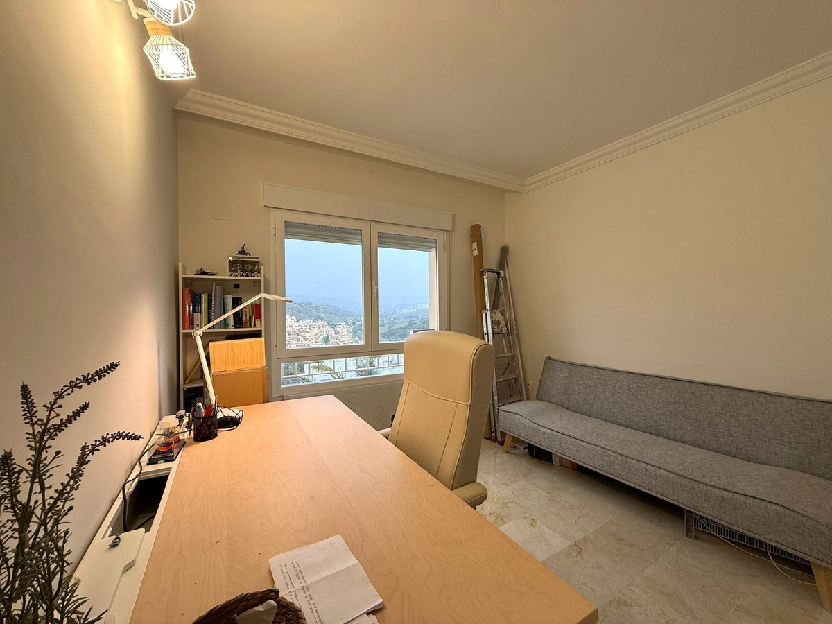 Appartement te koop in Manilva | 2 slaapkamers H5294845