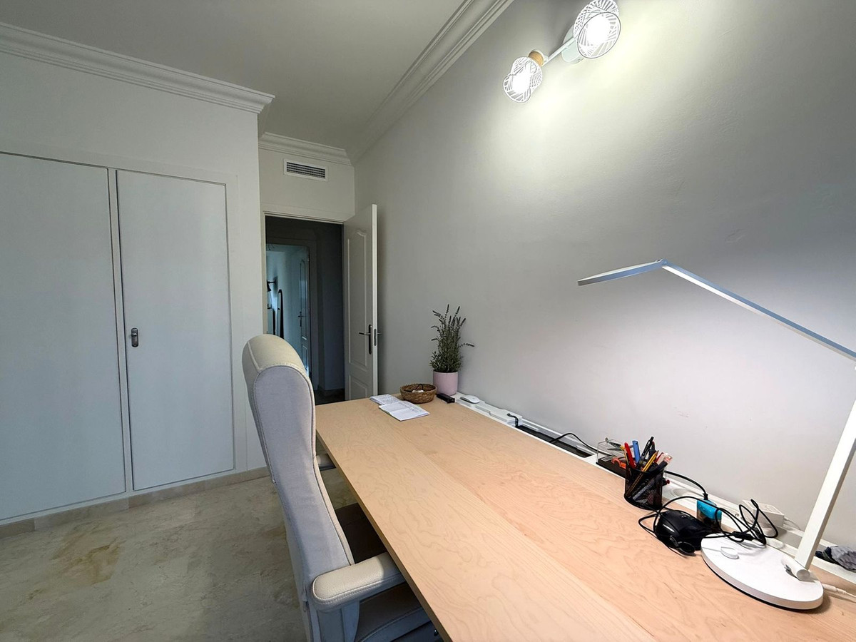 Appartement te koop in Manilva | 2 slaapkamers H5294845