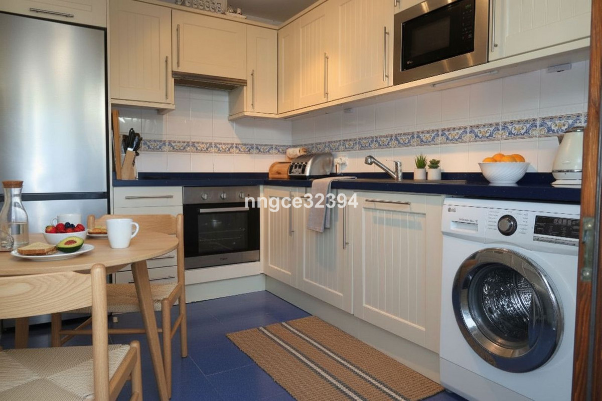 Huis te koop in Manilva | 4 slaapkamers H5294881