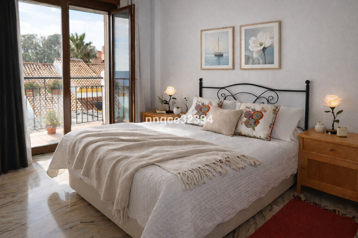 Huis te koop in Manilva | 4 slaapkamers H5294881