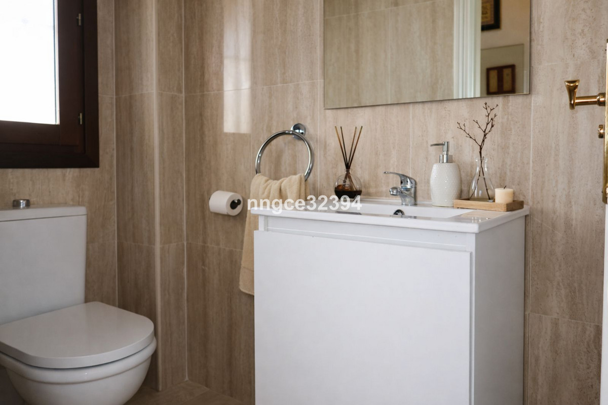 Huis te koop in Manilva | 4 slaapkamers H5294881