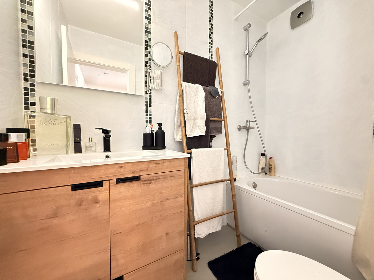 Huis te koop in Manilva | 3 slaapkamers H5305489