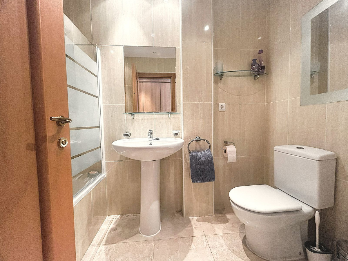 Appartement te koop in Manilva | 2 slaapkamers H5309647