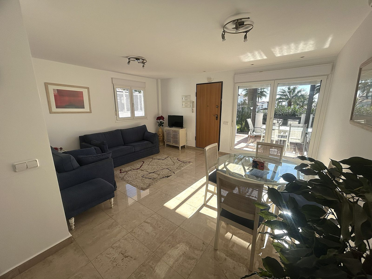 Appartement te koop in Manilva | 2 slaapkamers H5309647