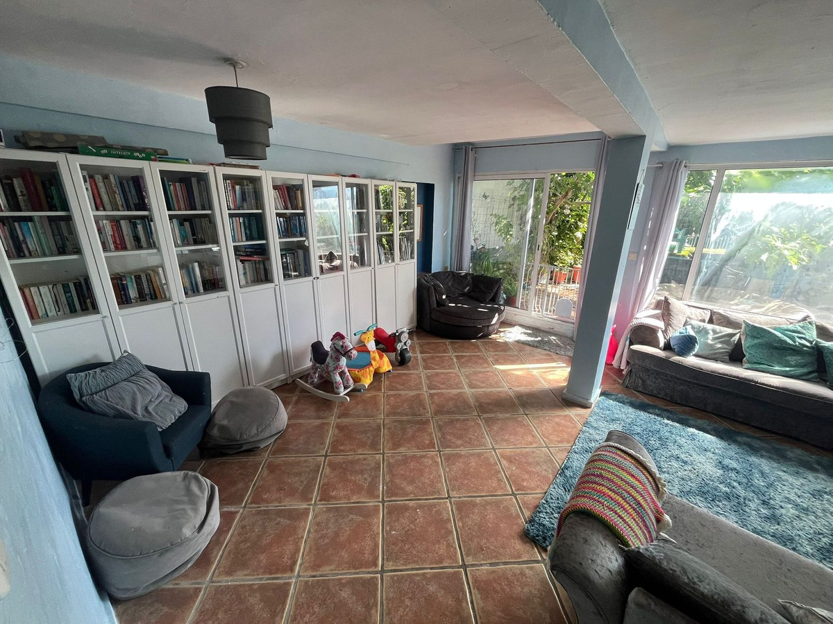 Huis te koop in Manilva | 4 slaapkamers H5311402