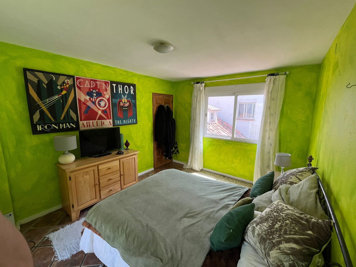 Huis te koop in Manilva | 4 slaapkamers H5311402