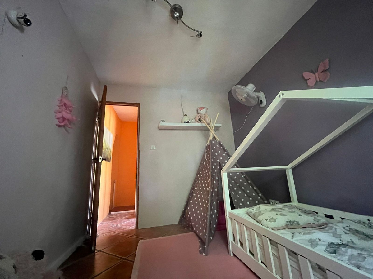 Huis te koop in Manilva | 4 slaapkamers H5311402