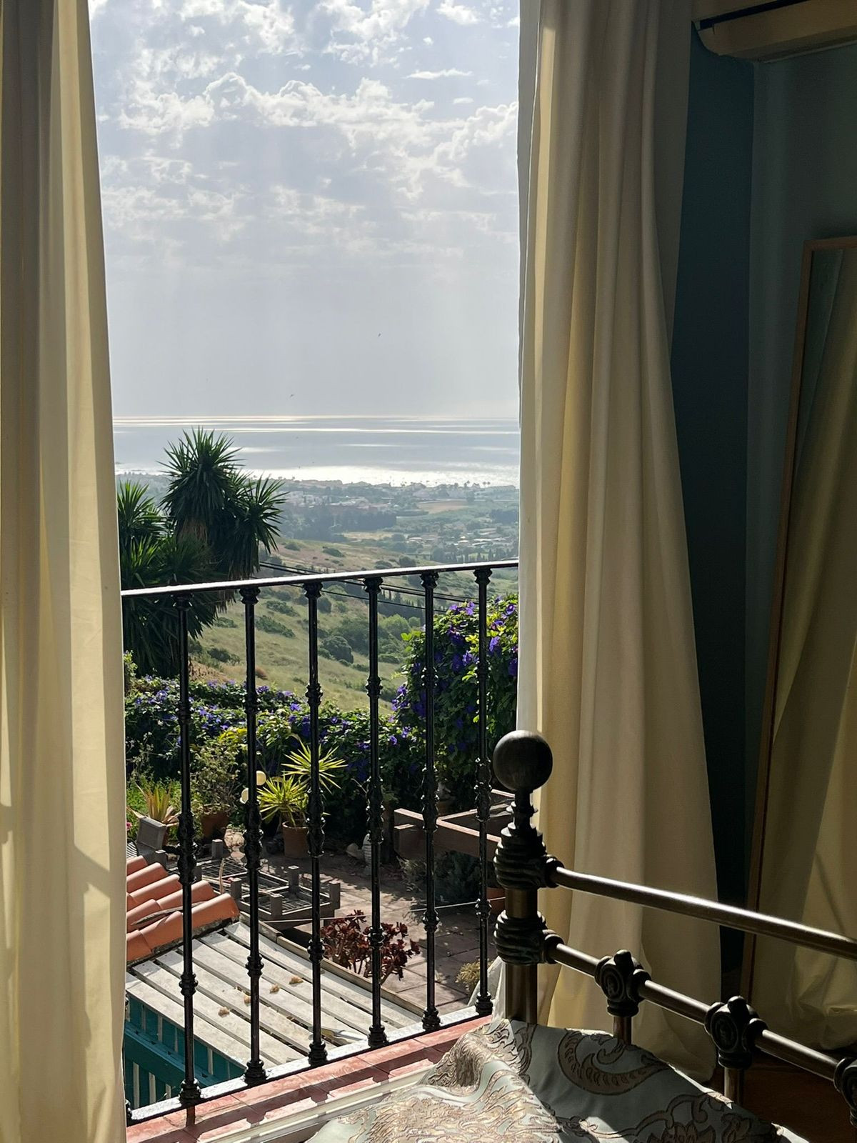 Huis te koop in Manilva | 4 slaapkamers H5311402