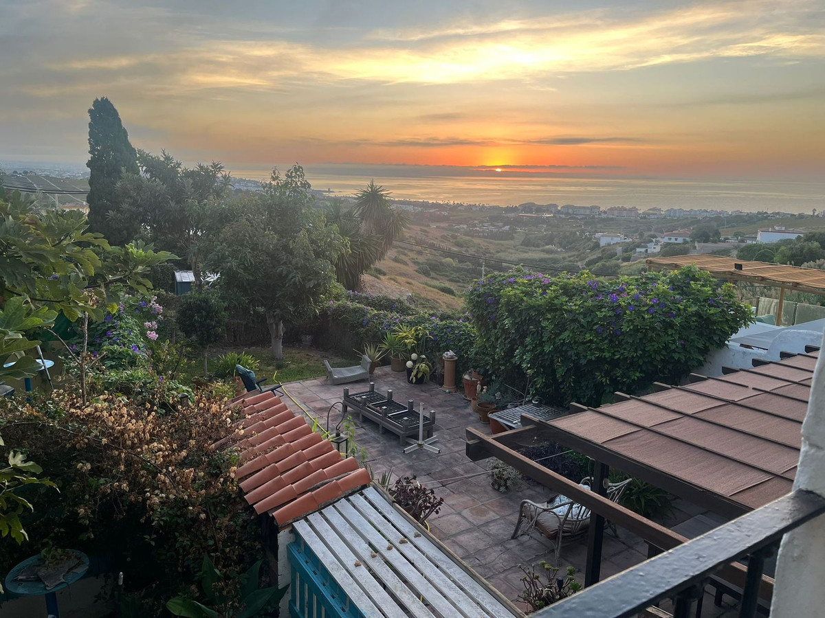 Huis te koop in Manilva | 4 slaapkamers H5311402