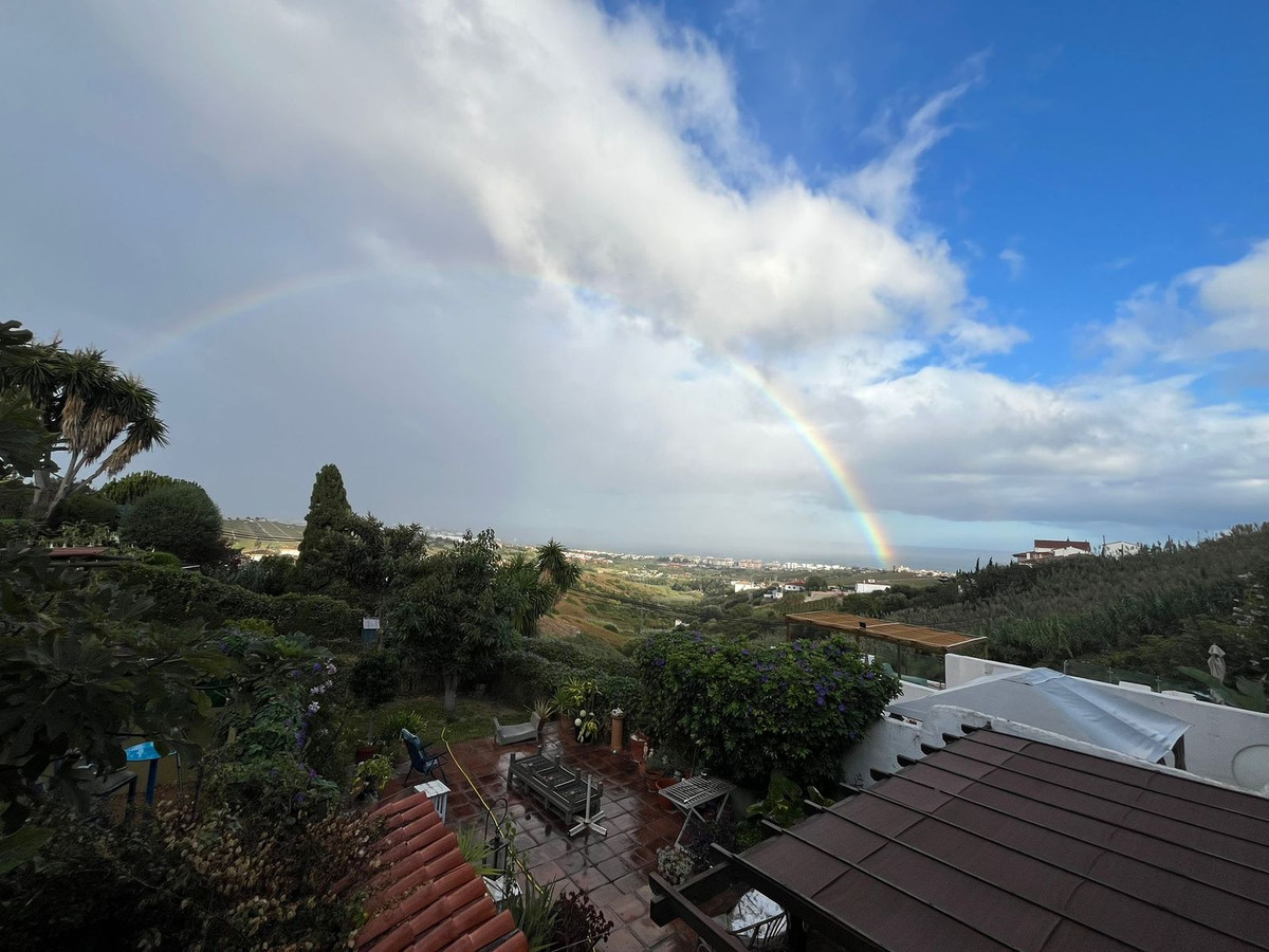 Huis te koop in Manilva | 4 slaapkamers H5311402