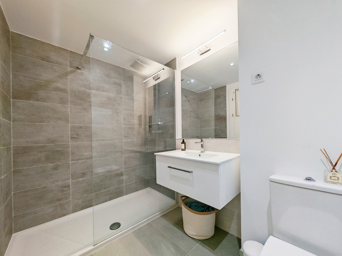 Appartement te koop in Manilva | 2 slaapkamers H5327791