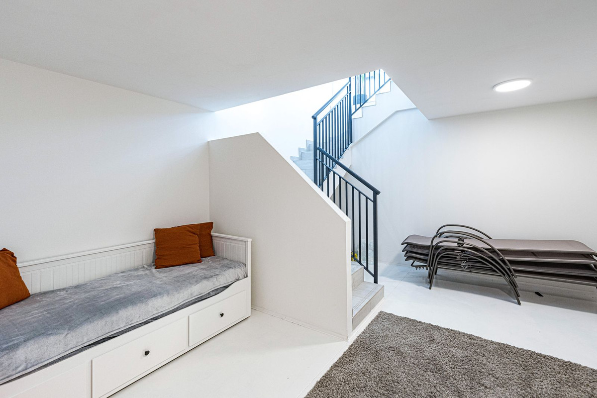 Huis te koop in Manilva | 4 slaapkamers H5329969