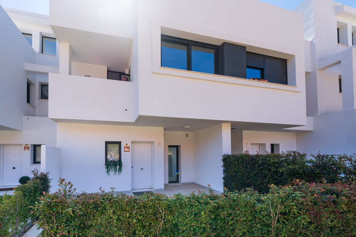 Huis te koop in Manilva | 4 slaapkamers H5329969