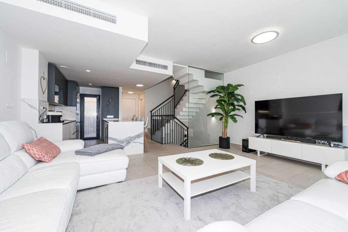 Huis te koop in Manilva | 4 slaapkamers H5336257