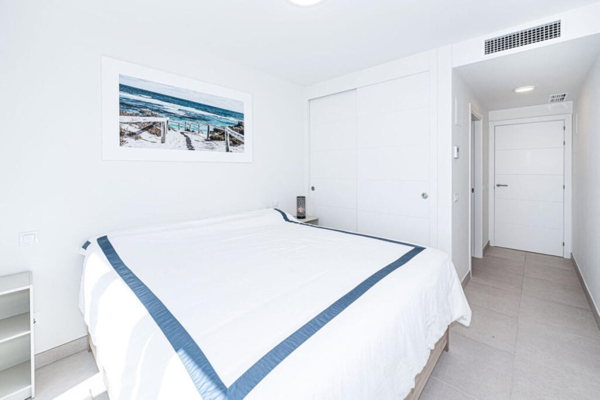 Huis te koop in Manilva | 4 slaapkamers H5336257