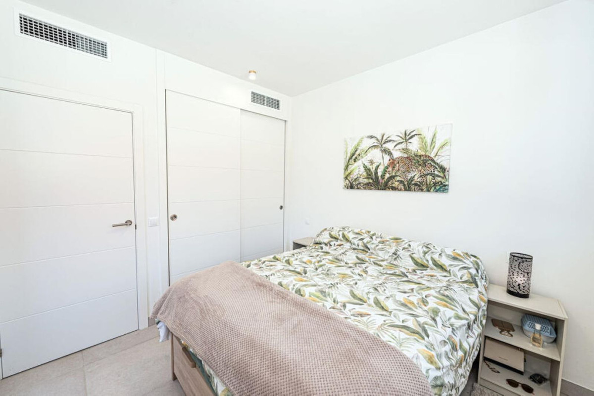 Huis te koop in Manilva | 4 slaapkamers H5336257