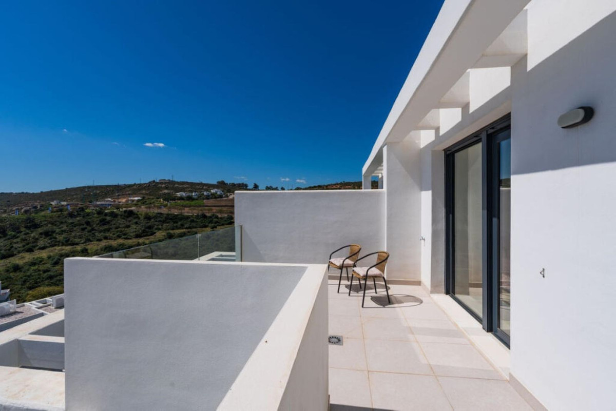 Huis te koop in Manilva | 4 slaapkamers H5336257