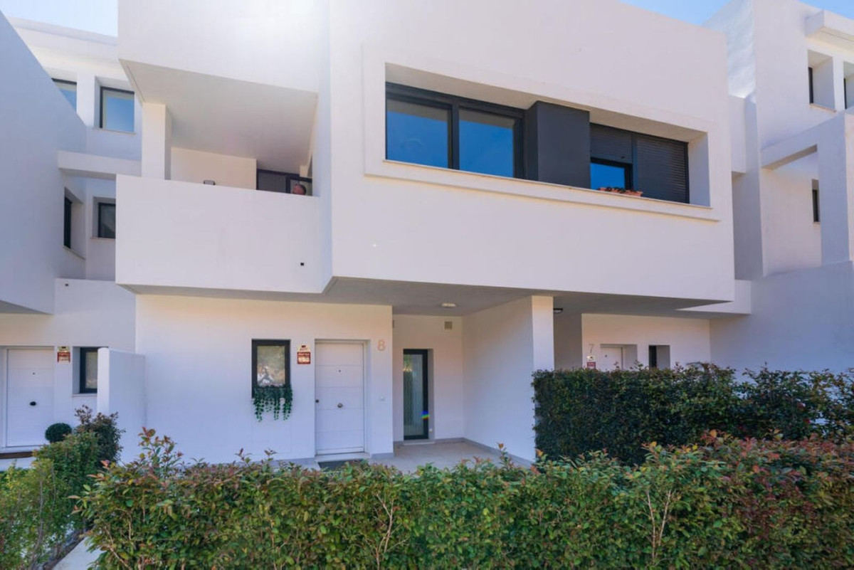 Huis te koop in Manilva | 4 slaapkamers H5336257