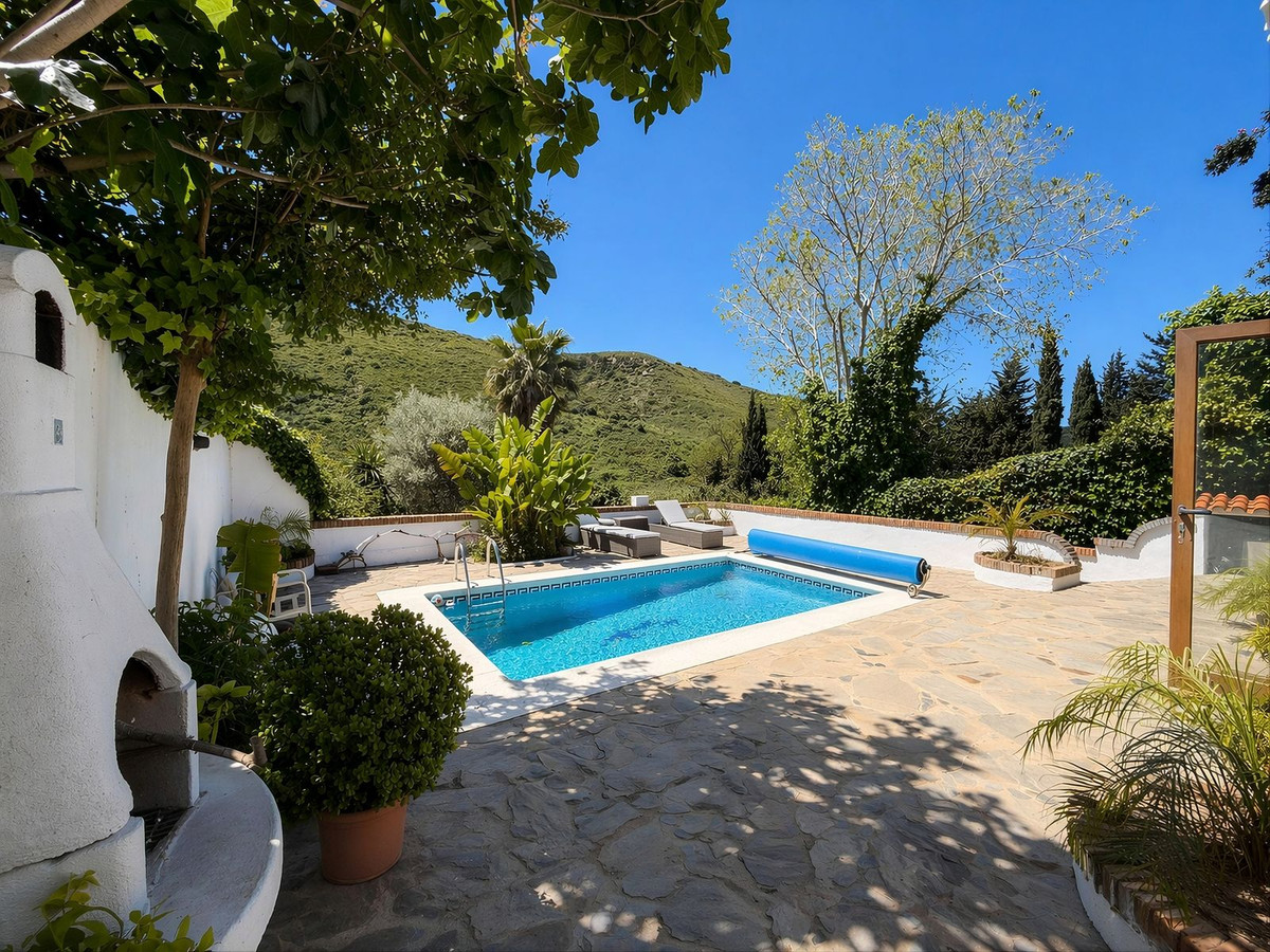 Finca - Cortijo te koop in Manilva | 3 slaapkamers H5357593