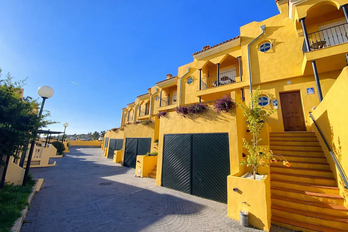 Huis te koop in Manilva | 3 slaapkamers H5359597