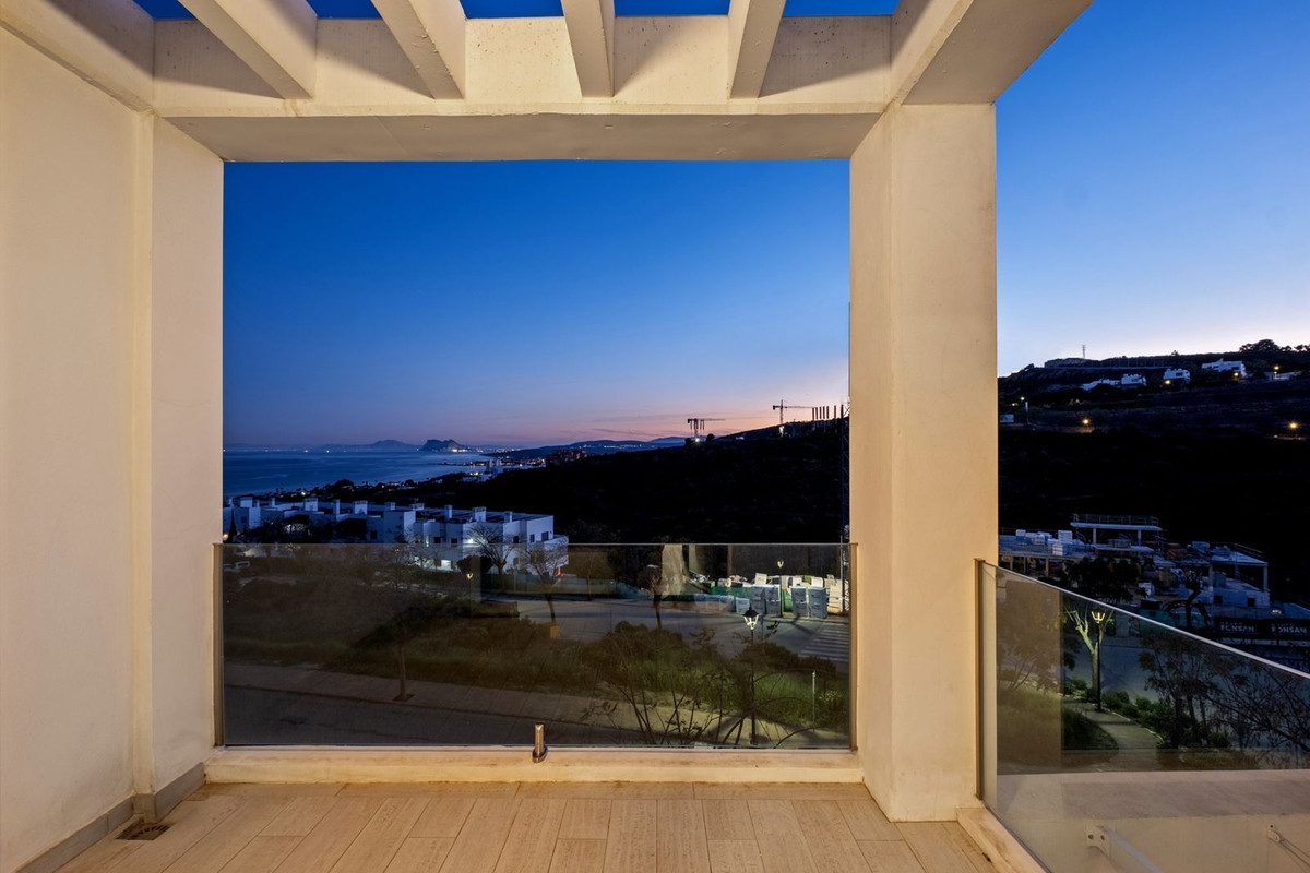 Huis te koop in Manilva | 3 slaapkamers H5365741