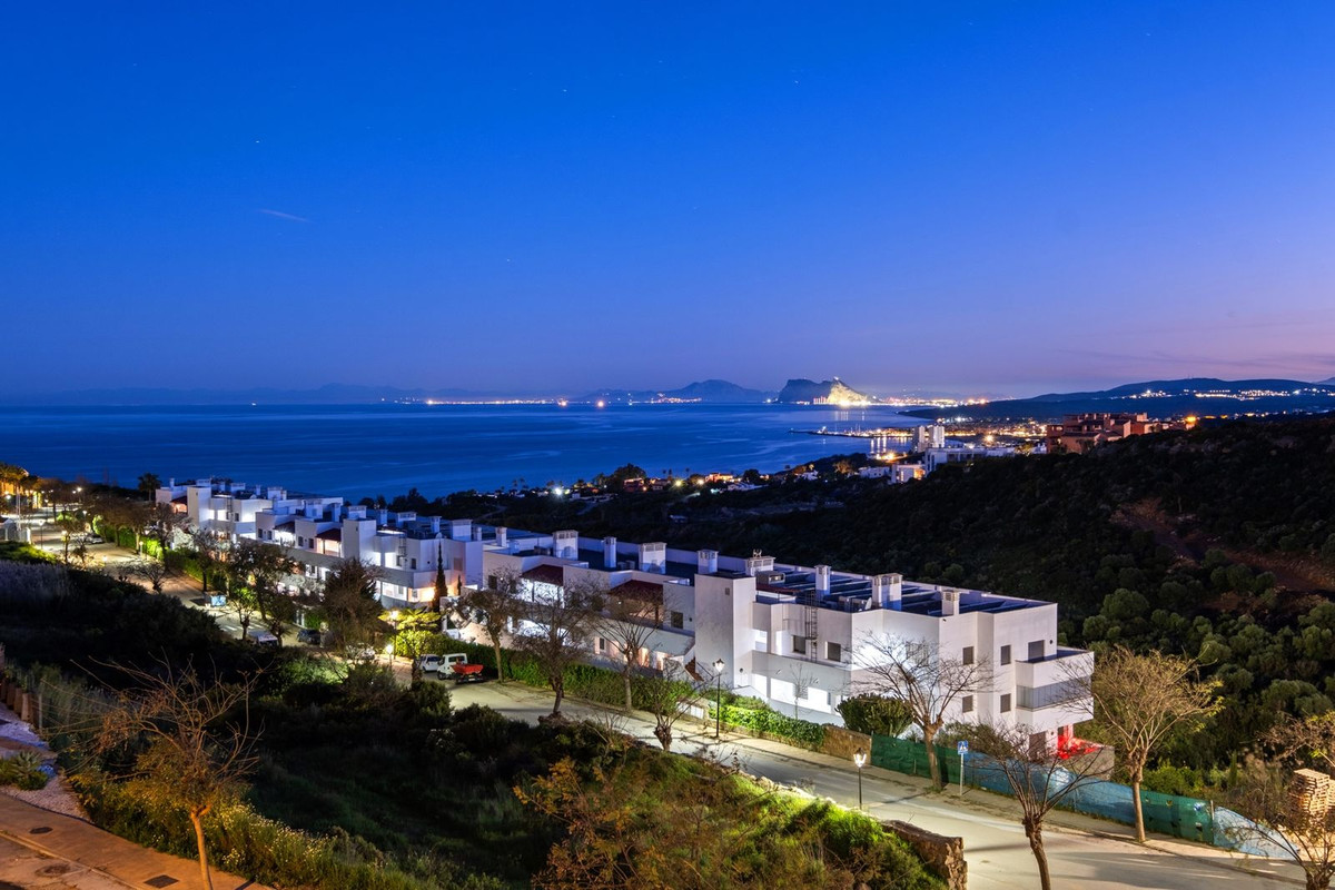 Huis te koop in Manilva | 3 slaapkamers H5365741