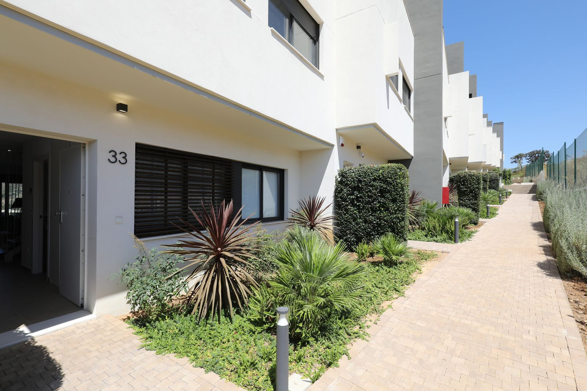 Huis te koop in Manilva | 4 slaapkamers H5380195