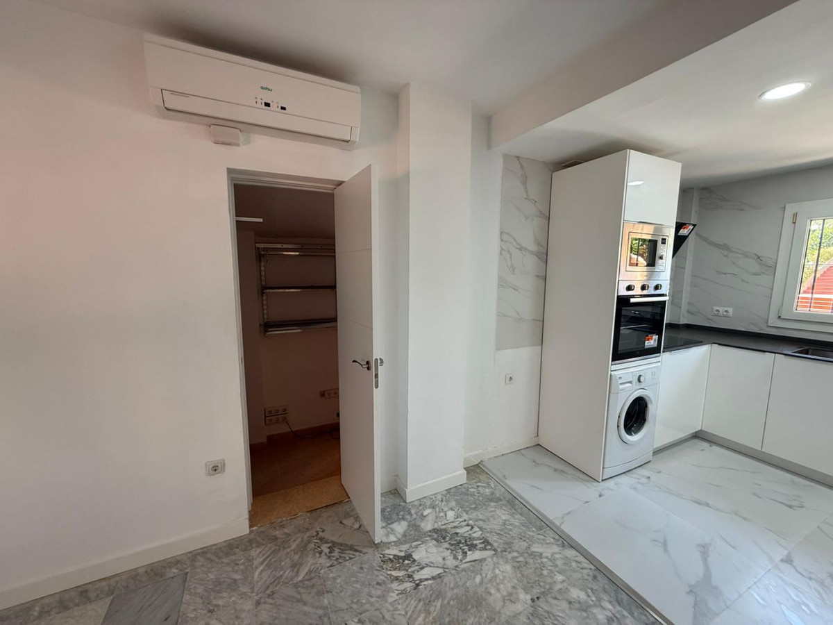 Huis te koop in Manilva | 4 slaapkamers H5383081