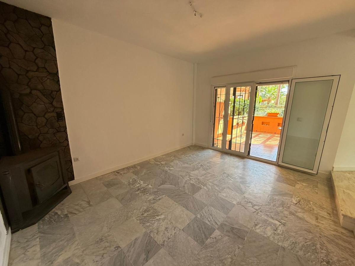 Huis te koop in Manilva | 4 slaapkamers H5383081