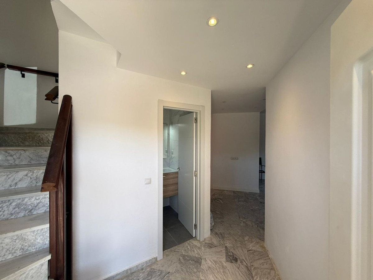 Huis te koop in Manilva | 4 slaapkamers H5383081