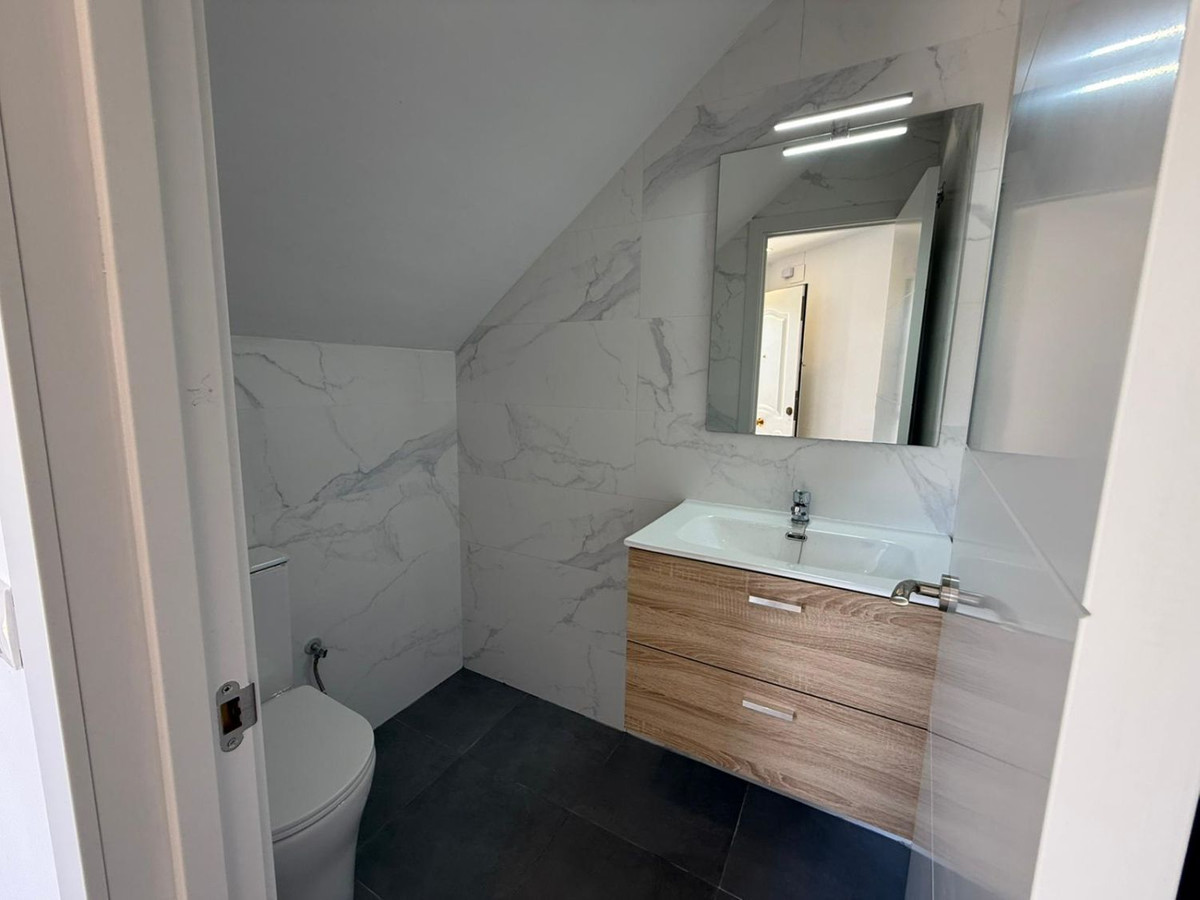 Huis te koop in Manilva | 4 slaapkamers H5383081