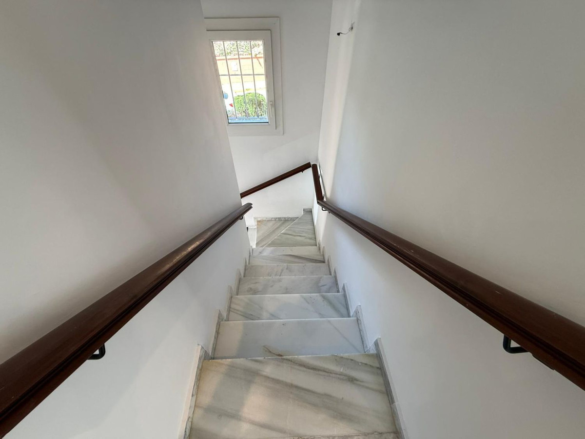 Huis te koop in Manilva | 4 slaapkamers H5383081