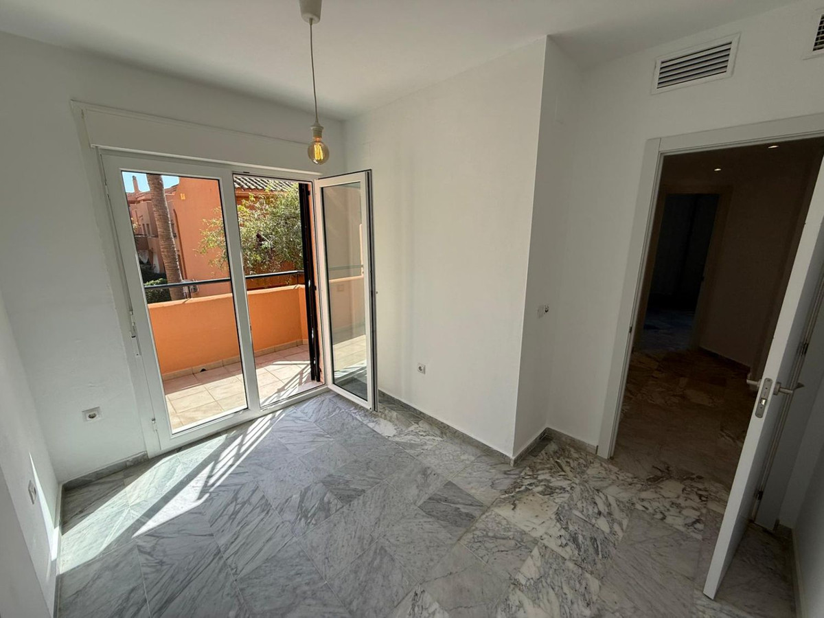 Huis te koop in Manilva | 4 slaapkamers H5383081