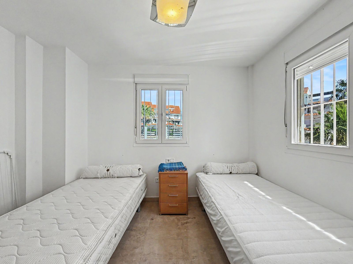 Huis te koop in Manilva | 6 slaapkamers H5389591