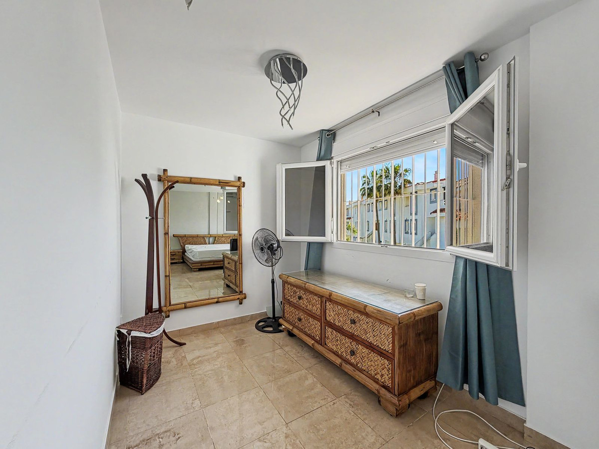 Huis te koop in Manilva | 6 slaapkamers H5389591