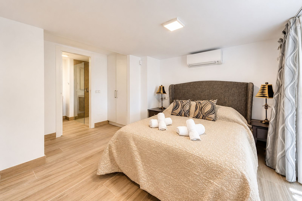Huis te koop in Manilva | 5 slaapkamers H5395921