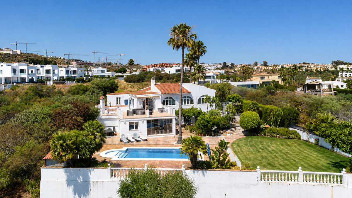 Huis te koop in Manilva | 5 slaapkamers H5395921