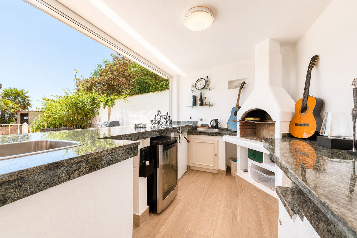 Huis te koop in Manilva | 5 slaapkamers H5395921