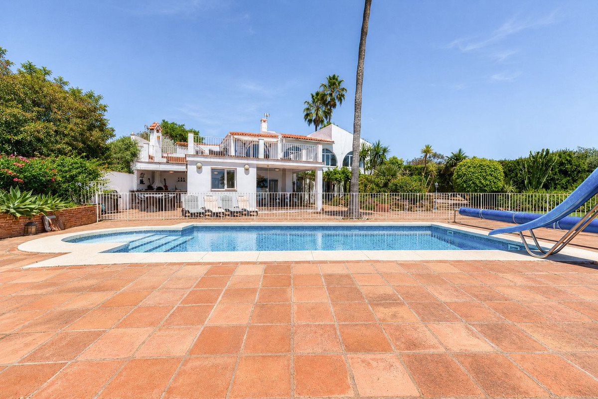 Huis te koop in Manilva | 5 slaapkamers H5395921