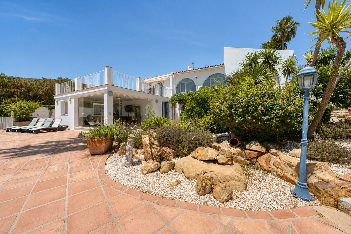 Huis te koop in Manilva | 5 slaapkamers H5395921