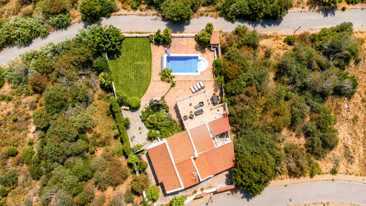 Huis te koop in Manilva | 5 slaapkamers H5395921
