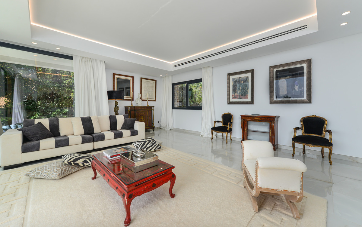 Huis te koop in Manilva | 4 slaapkamers H5406691