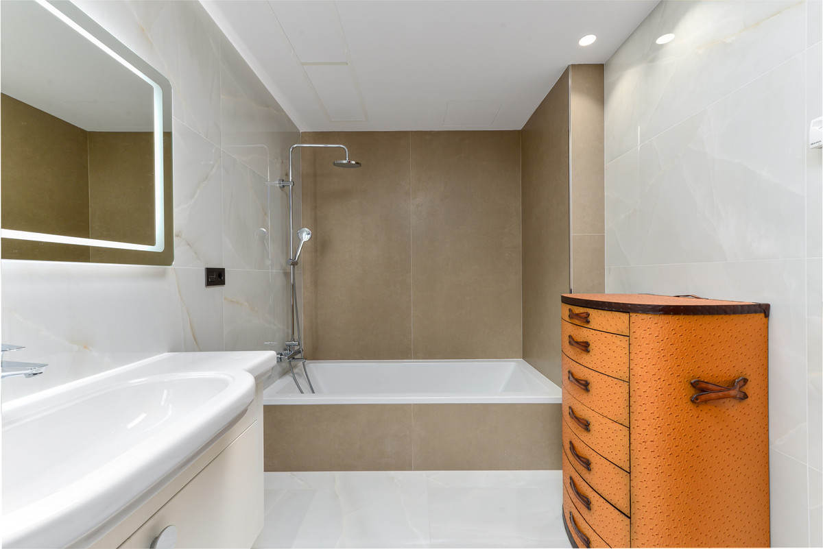 Huis te koop in Manilva | 4 slaapkamers H5406691